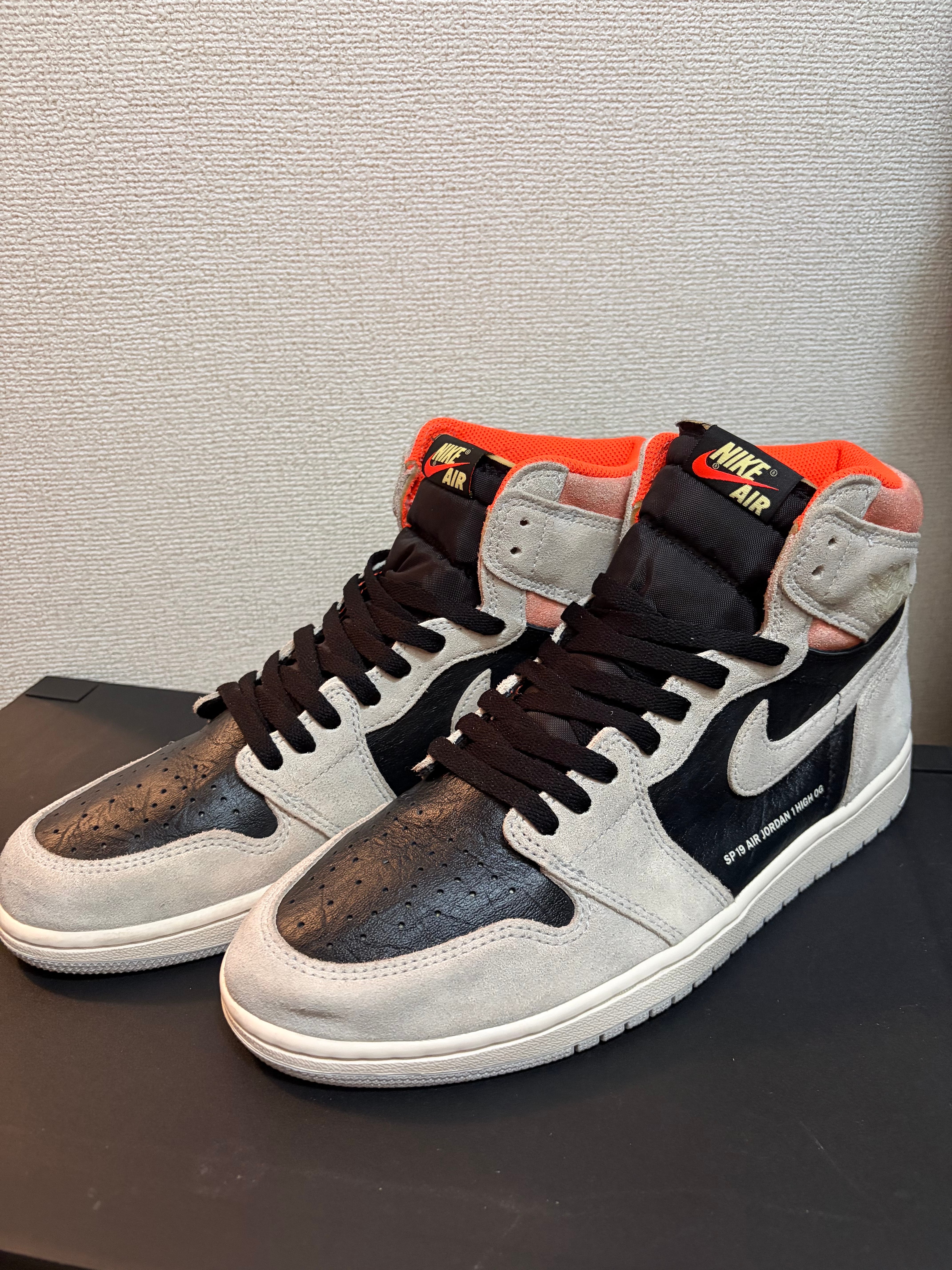 Nike Air Jordan 1 Retro High OG "Hyper Crimson"