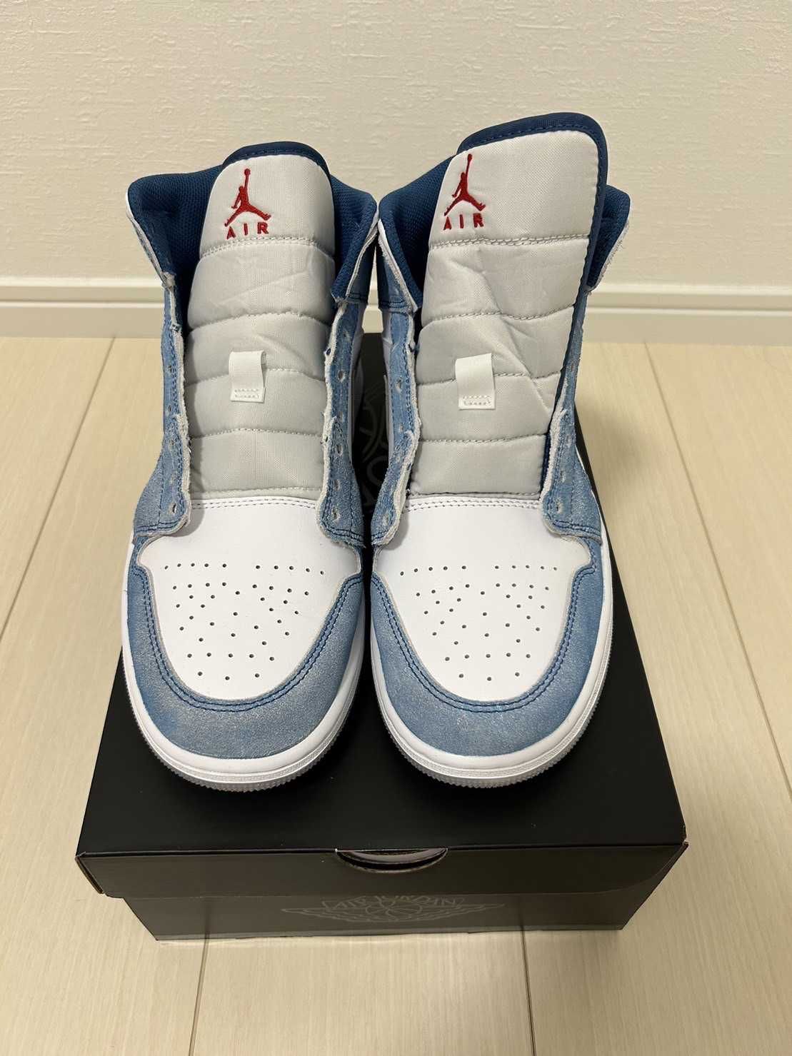 Nike Air Jordan 1 Mid SE "White/Hyper Royal/Red"