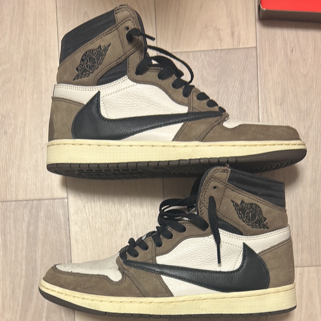 Travis Scott × Nike Air Jordan 1 Retro High OG TS SP "Sail/Dark Mocha"