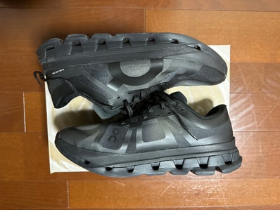 Slam Jam × On Cloudflow 5 "Gull/Black"