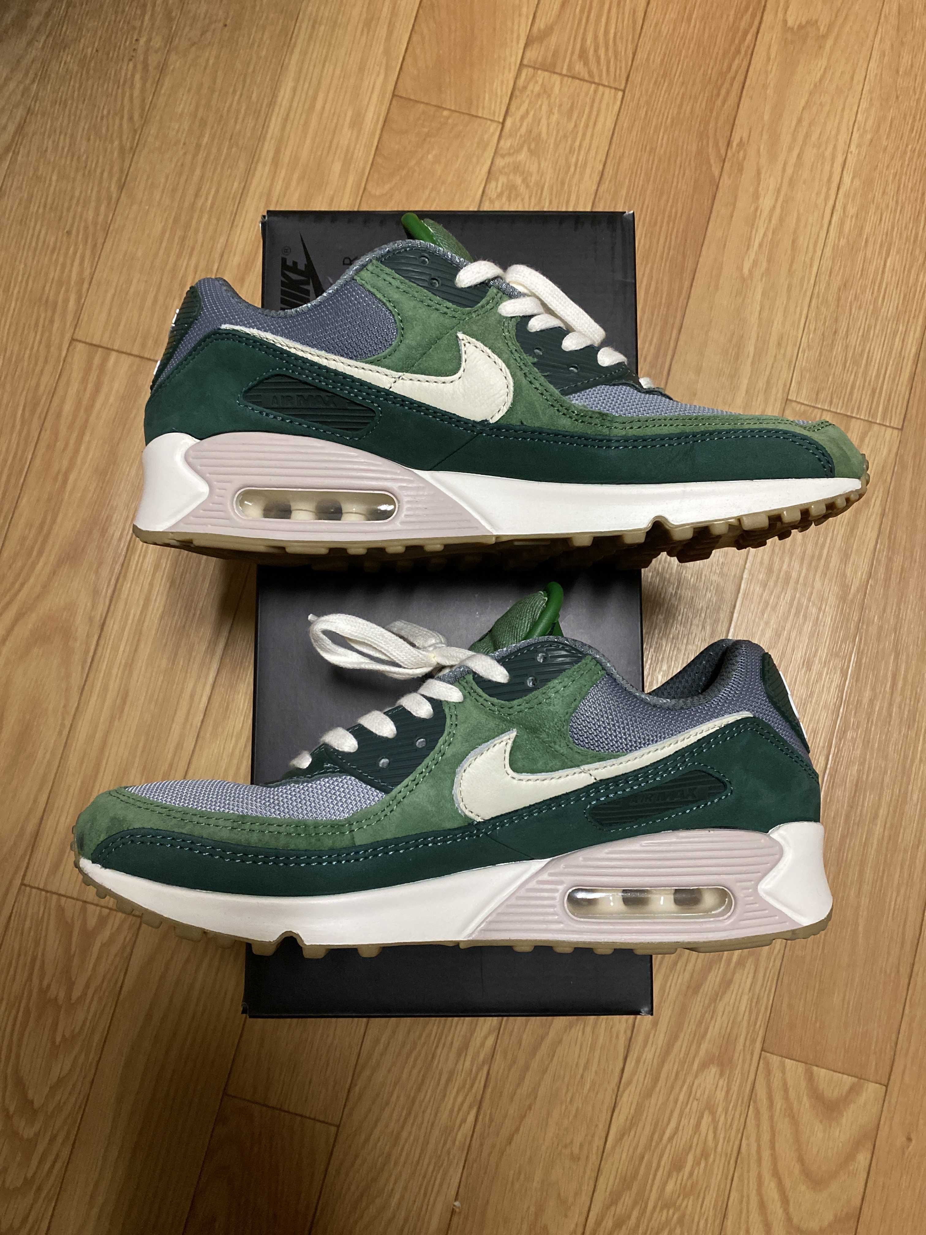Nike Air Max 90 PRM "Pro Green"