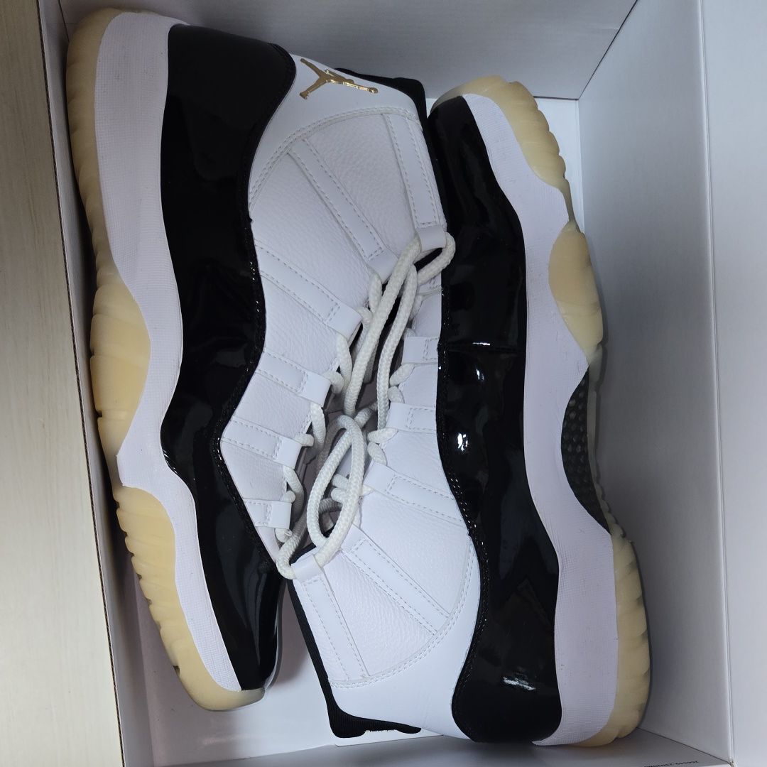 Nike Air Jordan 11 Retro "Gratitude"