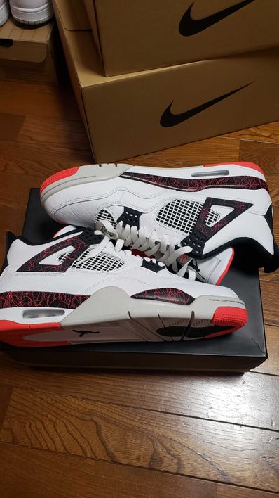 Nike Air Jordan 4 Retro "Flight Nostalgia"