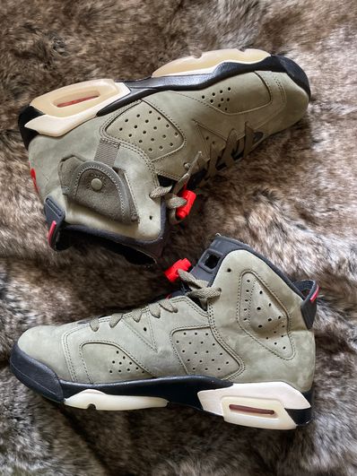 Travis Scott × Nike Air Jordan 6 Retro "Medium Olive"