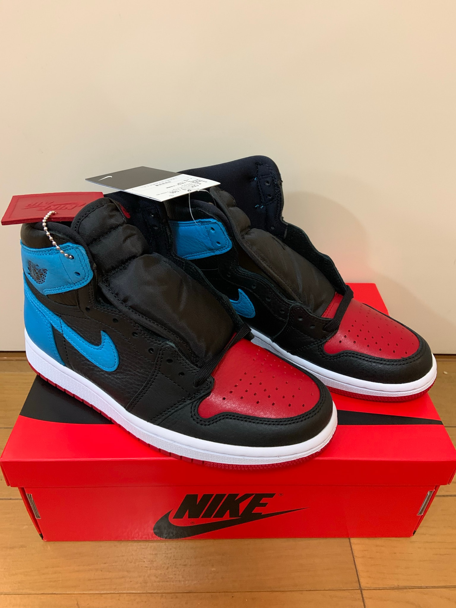 Nike Women's Air Jordan 1 High OG "UNC to Chicago"