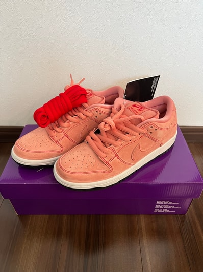 Nike SB Dunk Low "Pink Pig"