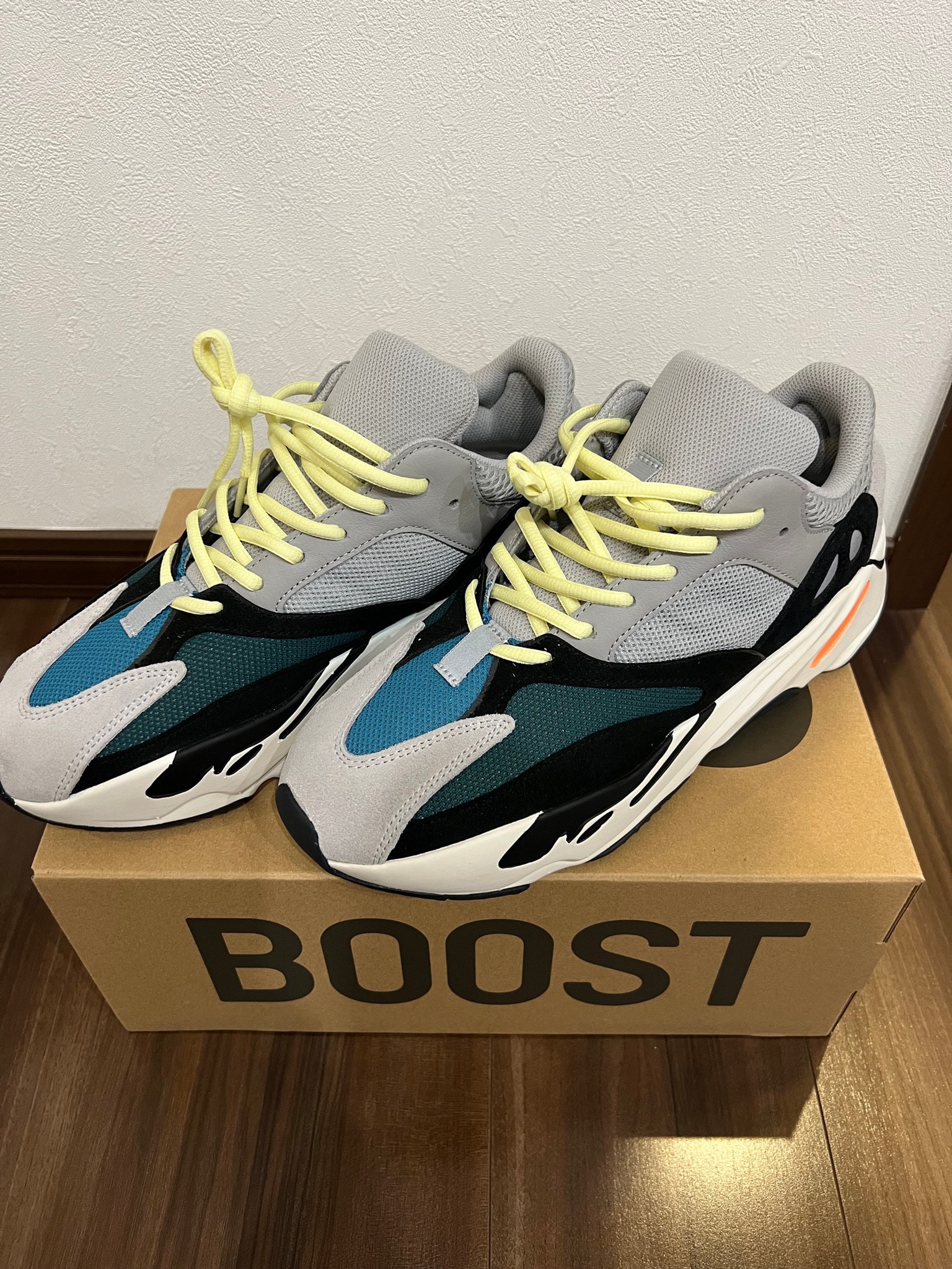 adidas YEEZY Boost 700 "Wave Runner"