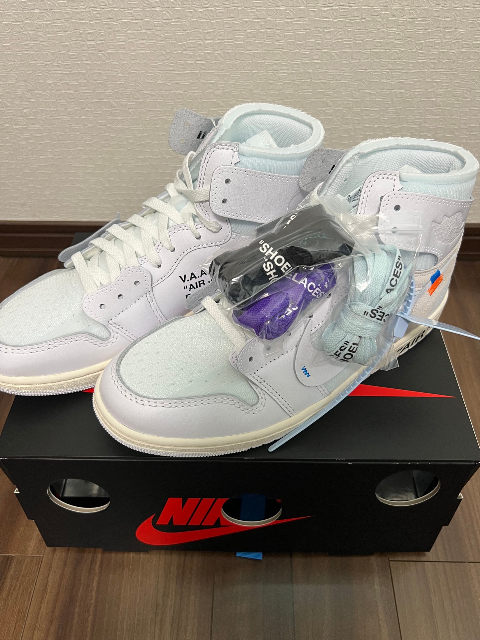 Virgil Abloh Archive (V.A.A.) × Nike Air Jordan 1 Retro High OG "Alaska"
