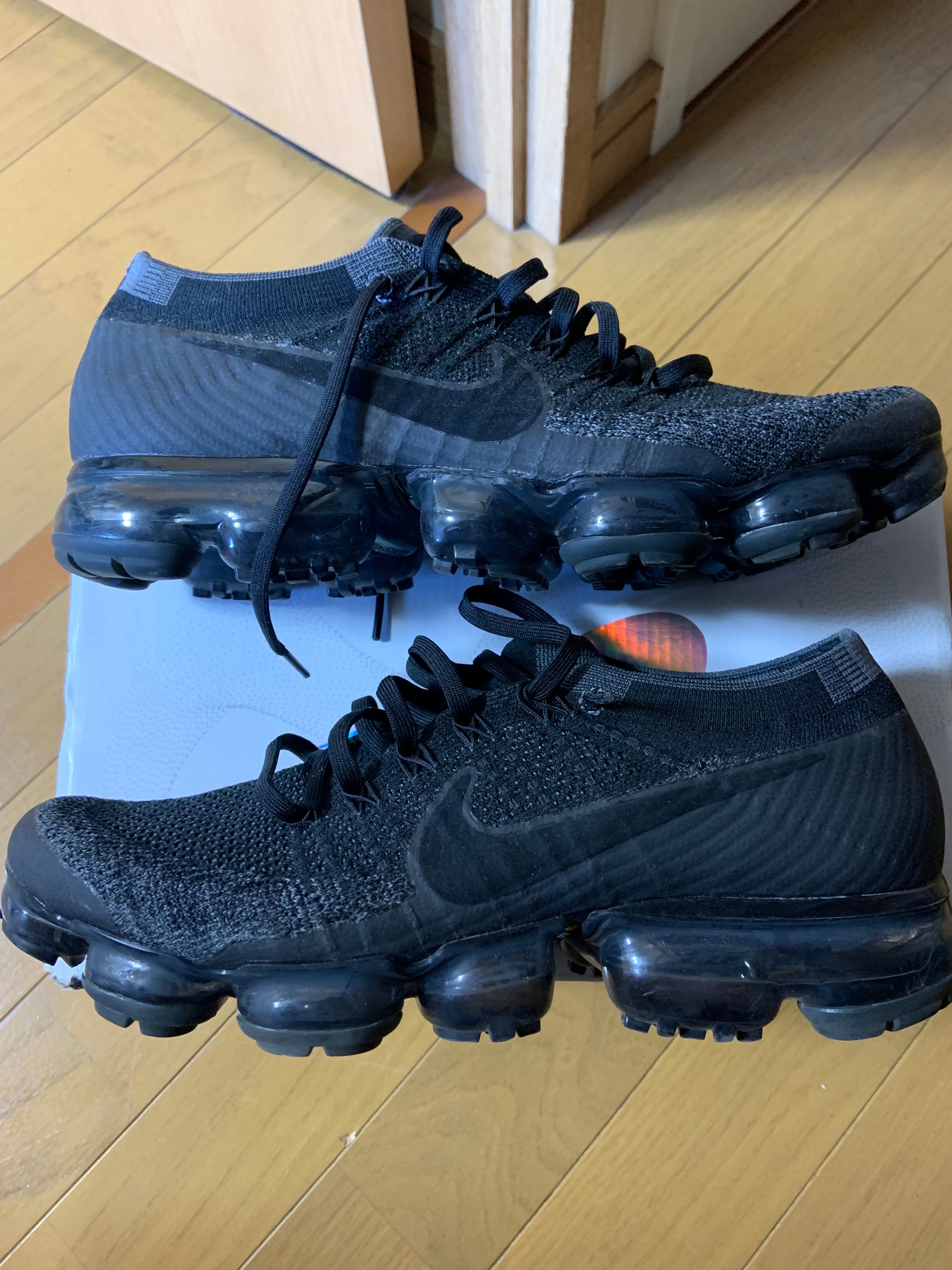 Nike Air Vapormax Flyknit "Triple. Black 2.0"