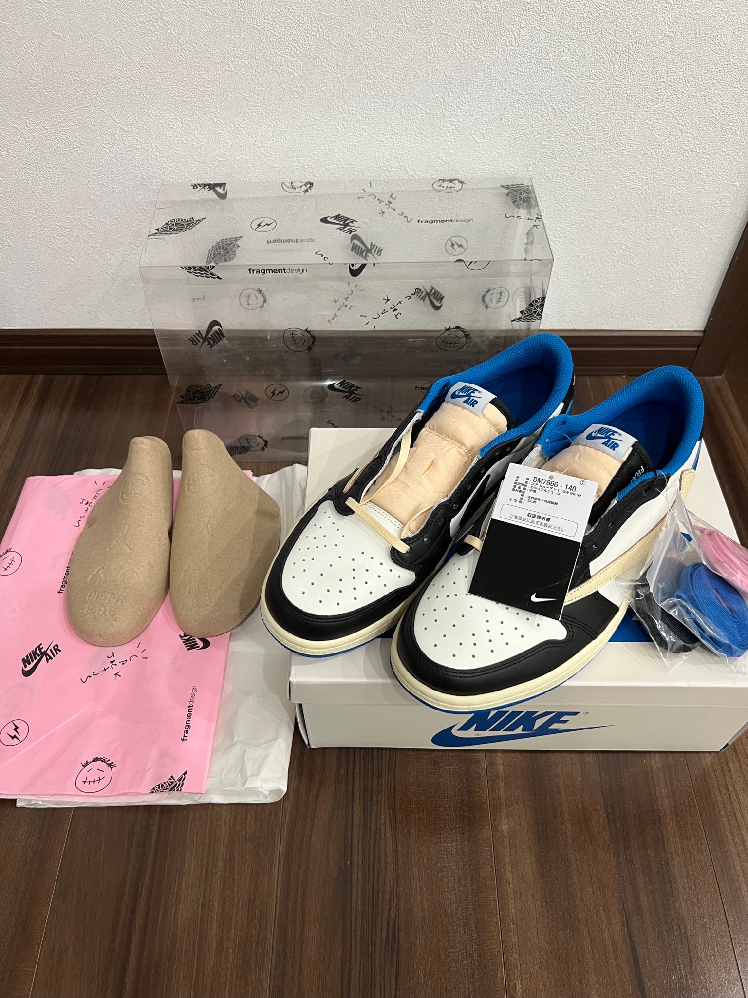 Travis Scott × fragment design × Nike Air Jordan 1 Low OG SP "Military Blue"