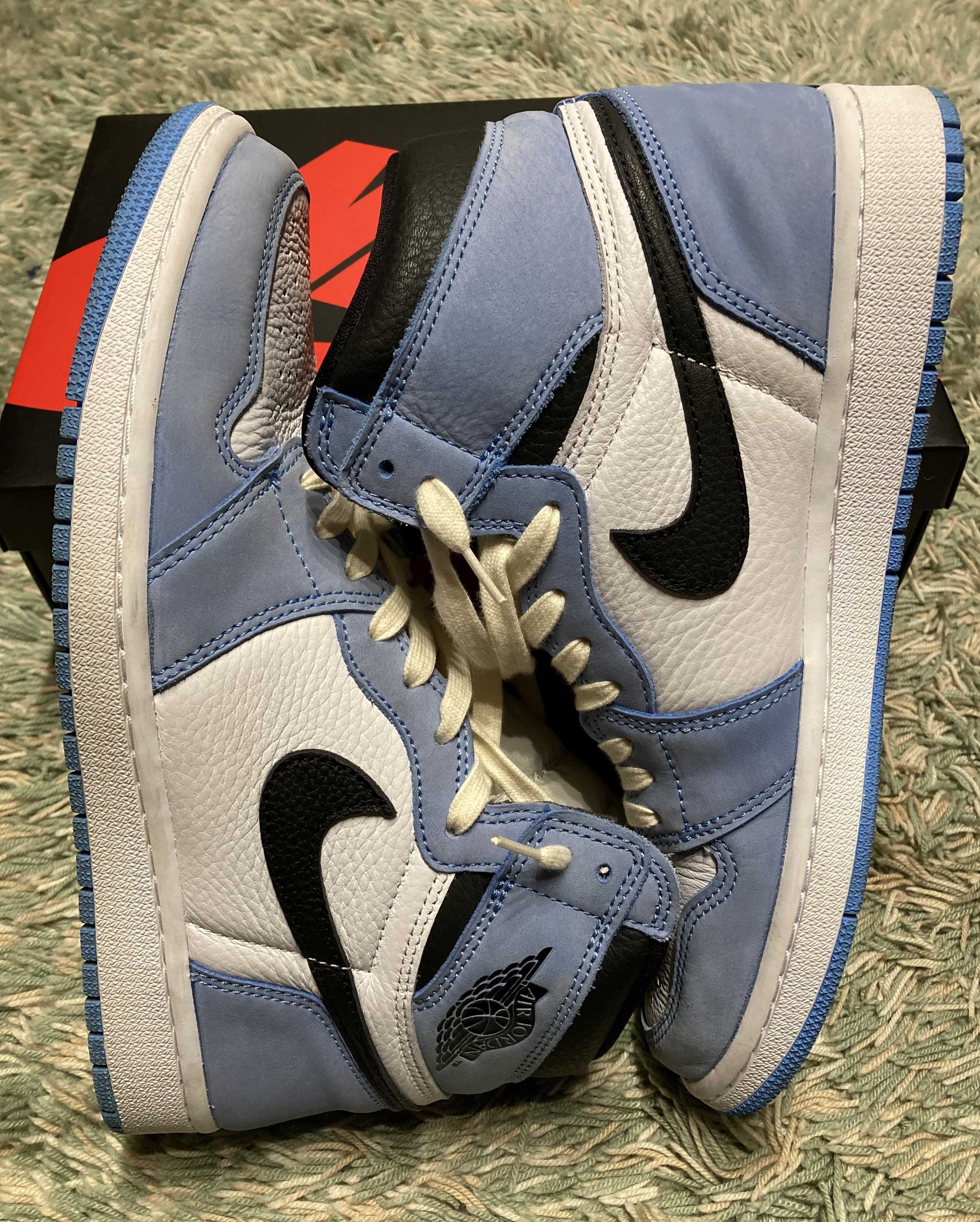 Nike Air Jordan 1 High OG "University Blue"