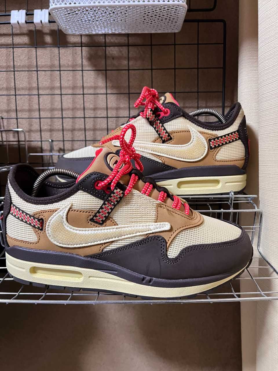 Travis Scott × Nike Air Max 1 "CACT.US Brown"