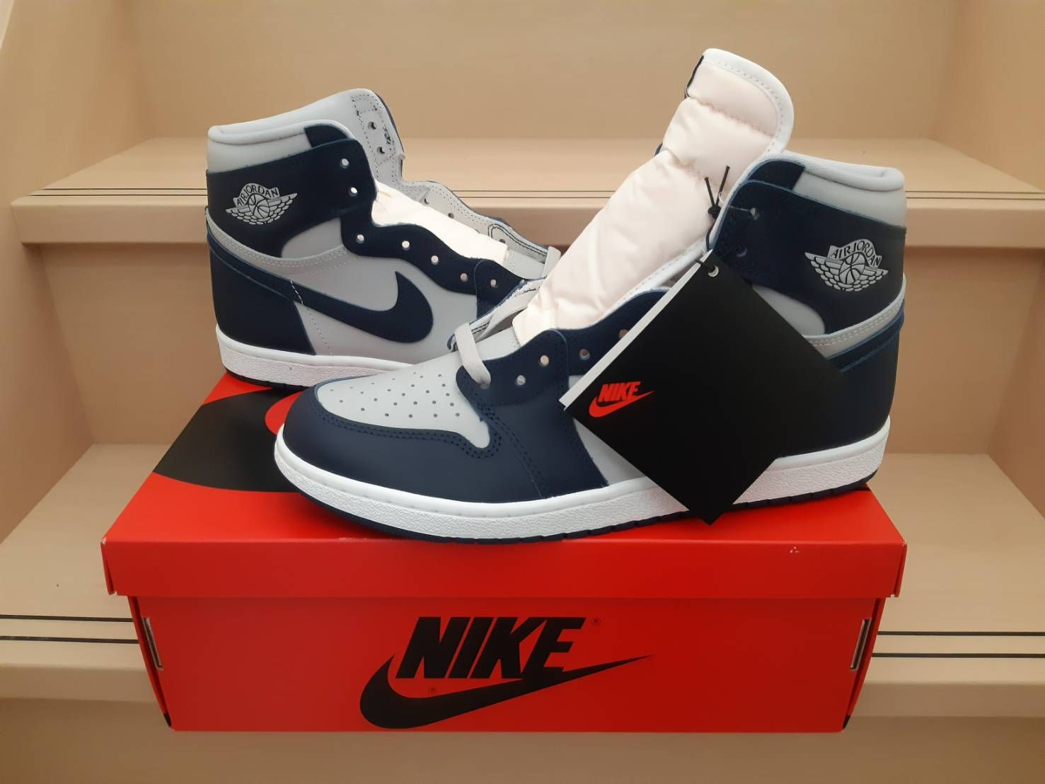 Nike Air Jordan 1 High 85 "Georgetown"