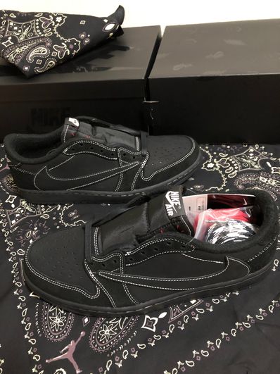 Travis Scott × Nike Air Jordan 1 Low OG SP "Black Phantom"