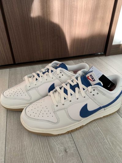 Nike Dunk Low SE "Royal and Gum"