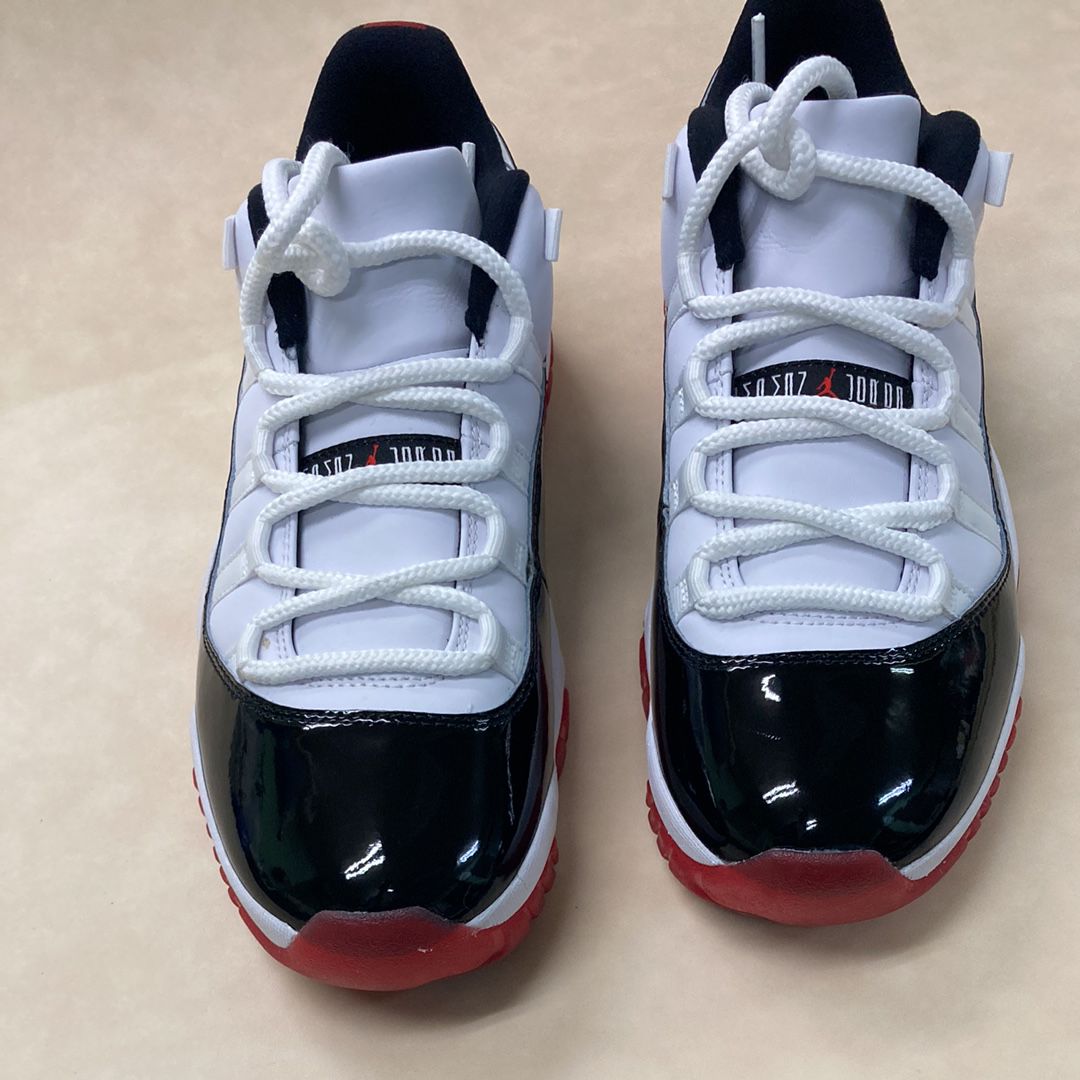 Nike Air Jordan 11 Low "Gym Red"