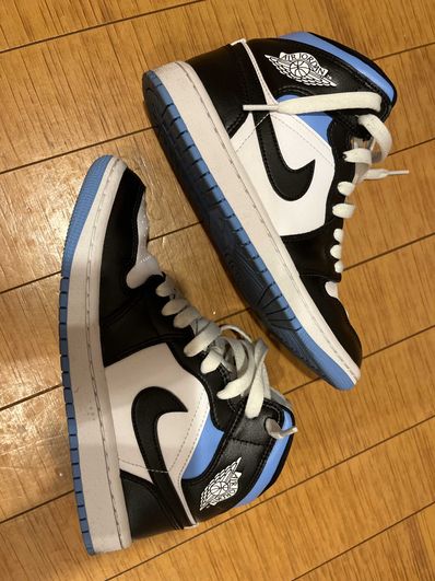 Nike Women's Air Jordan 1 Mid "Black/University Blue"