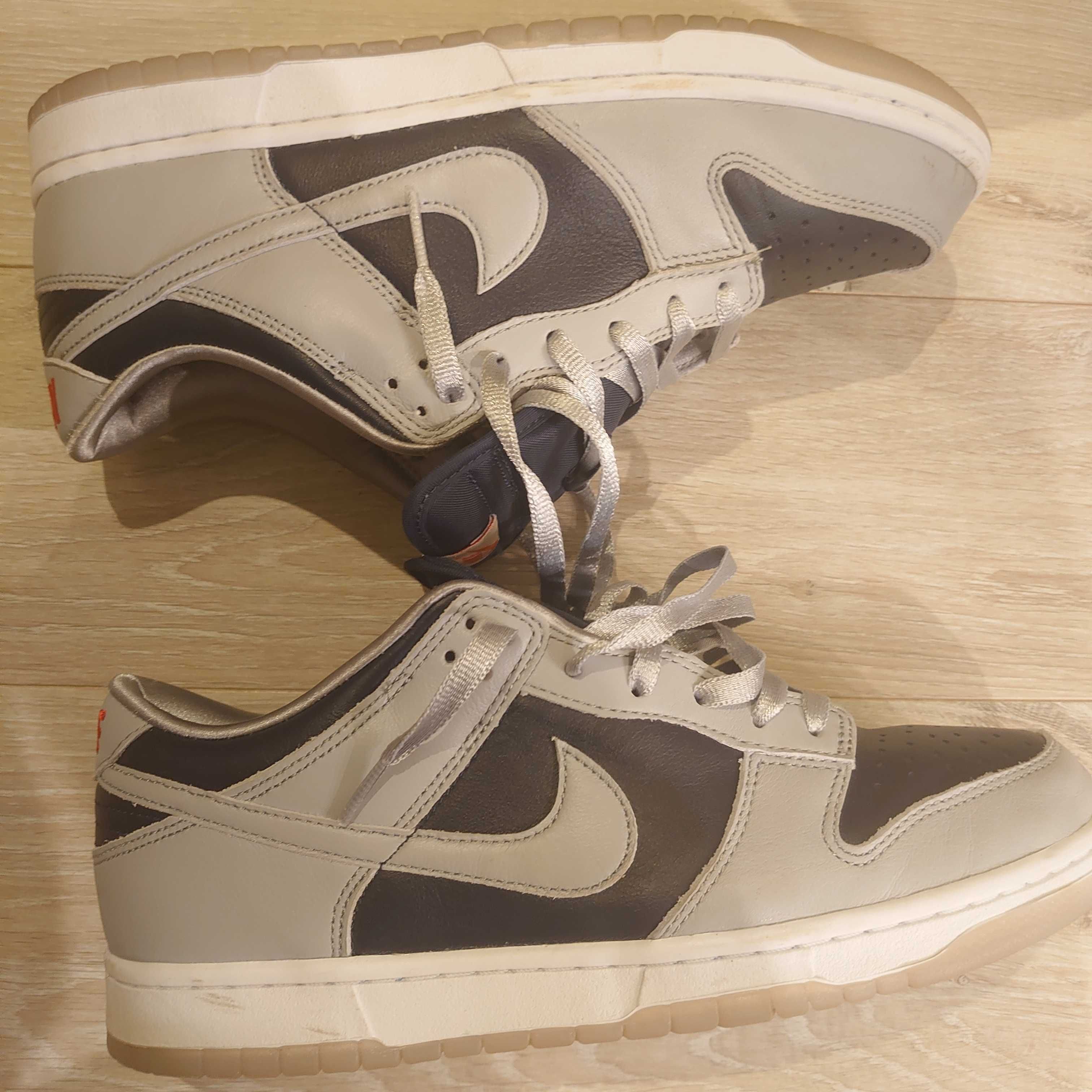 NIKE Women's DUNK LOW "COLLEGE NAVY"