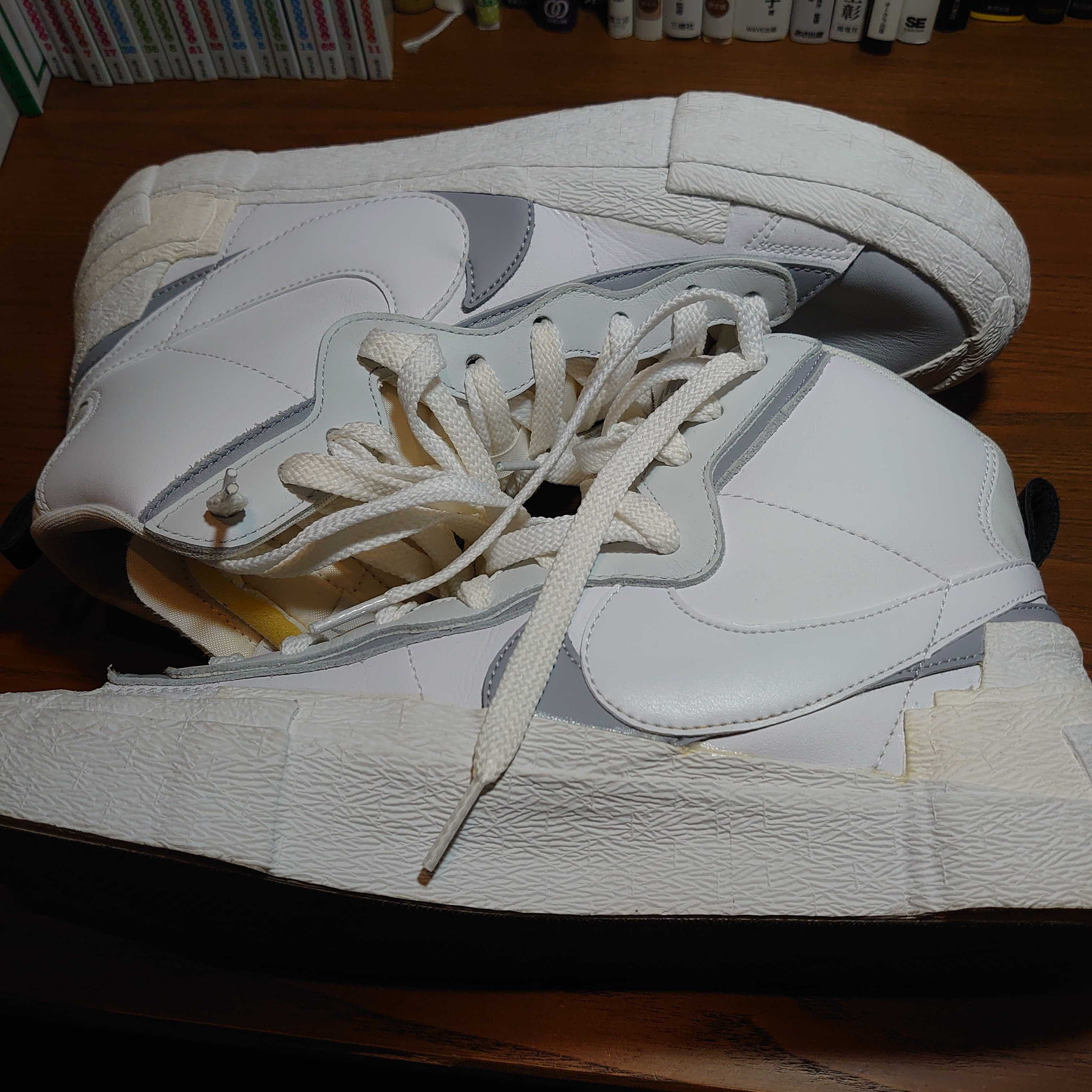 sacai × NIKE BLAZER MID "WHITE/WOLF GREY"