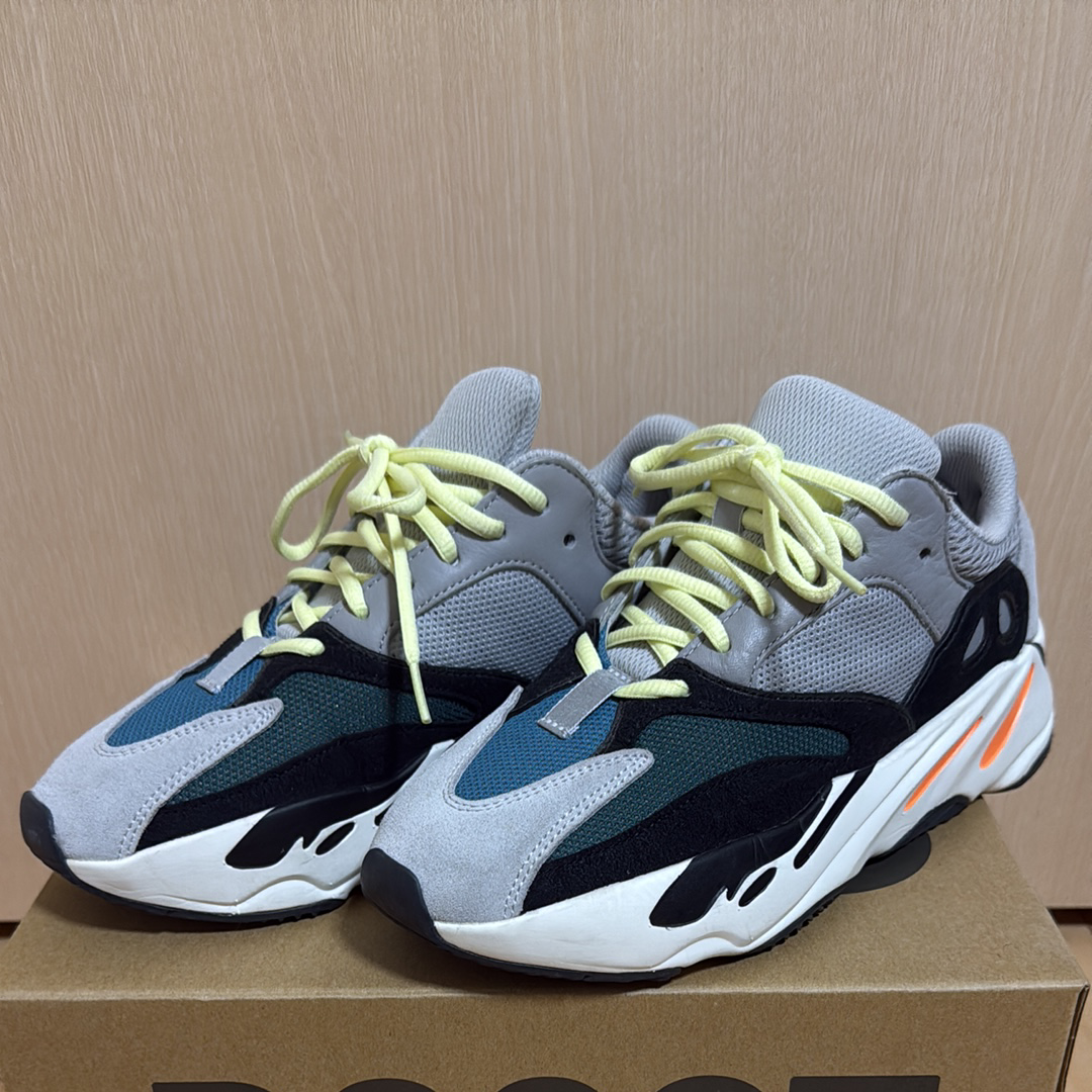 ぼぶ　国内正規品 アディダス イージーブースト 700 ウェーブランナー adidas YEEZY BOOST 700 “WAVE RUNNER”が国内6月4日に再販