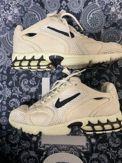 Stussy × Nike Air Zoom Spiridon CG 2 "Fossil/Black"