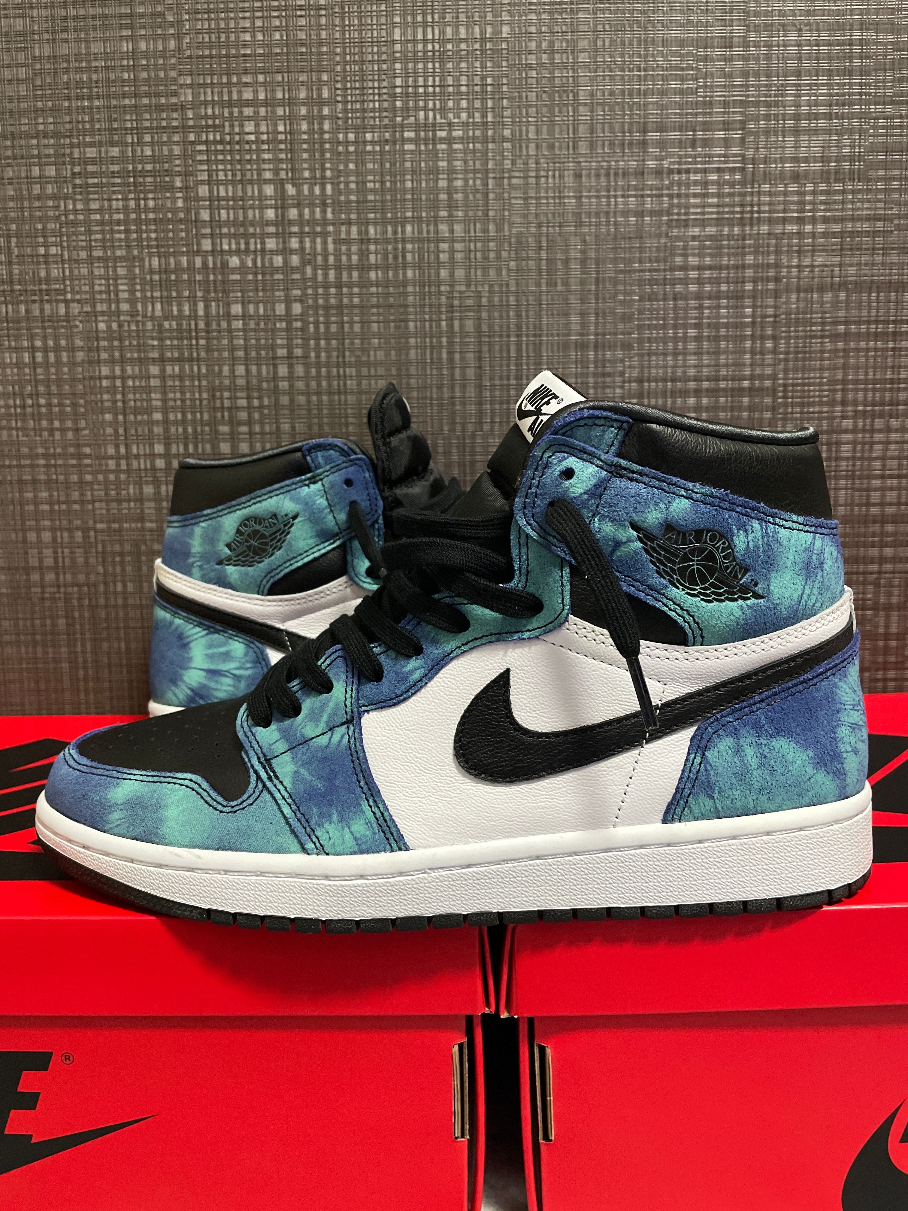 Nike Women's Air Jordan 1 High OG "Tie-Dye"
