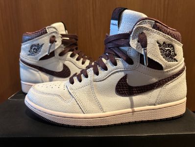 A Ma Maniere × Nike Air Jordan 1 Retro High OG "Sail and Burgundy"