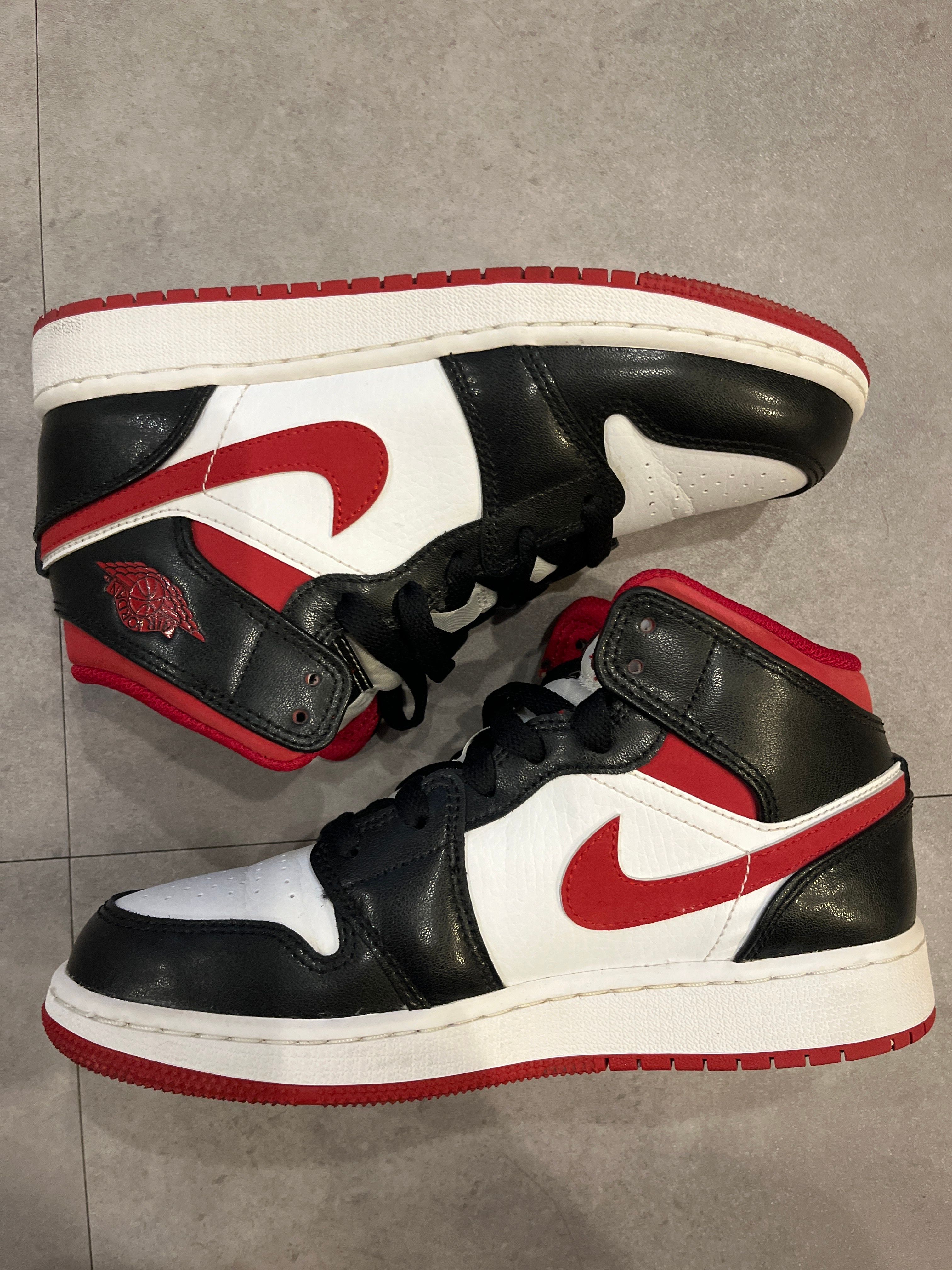 NIKE GS AIR JORDAN 1 MID "WHITE/GYM RED/BLACK"