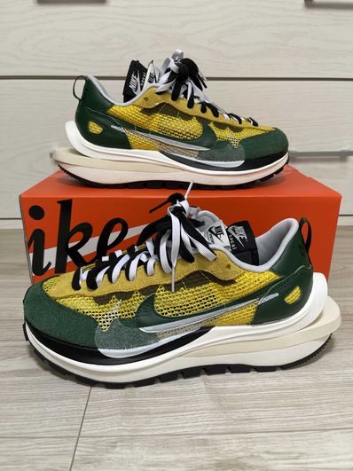 sacai × Nike Vapor Waffle "Tour Yellow/Stadium Green-Sail"