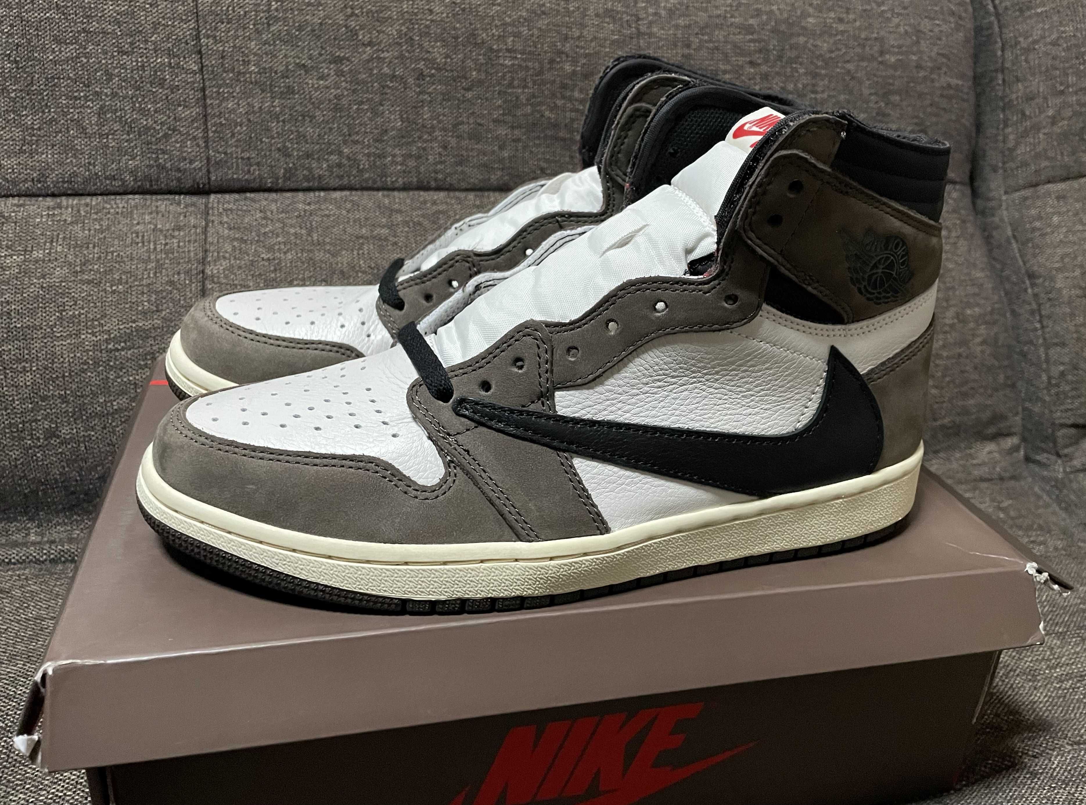 Travis Scott × Nike Air Jordan 1 Retro High OG TS SP "Sail/Dark Mocha"