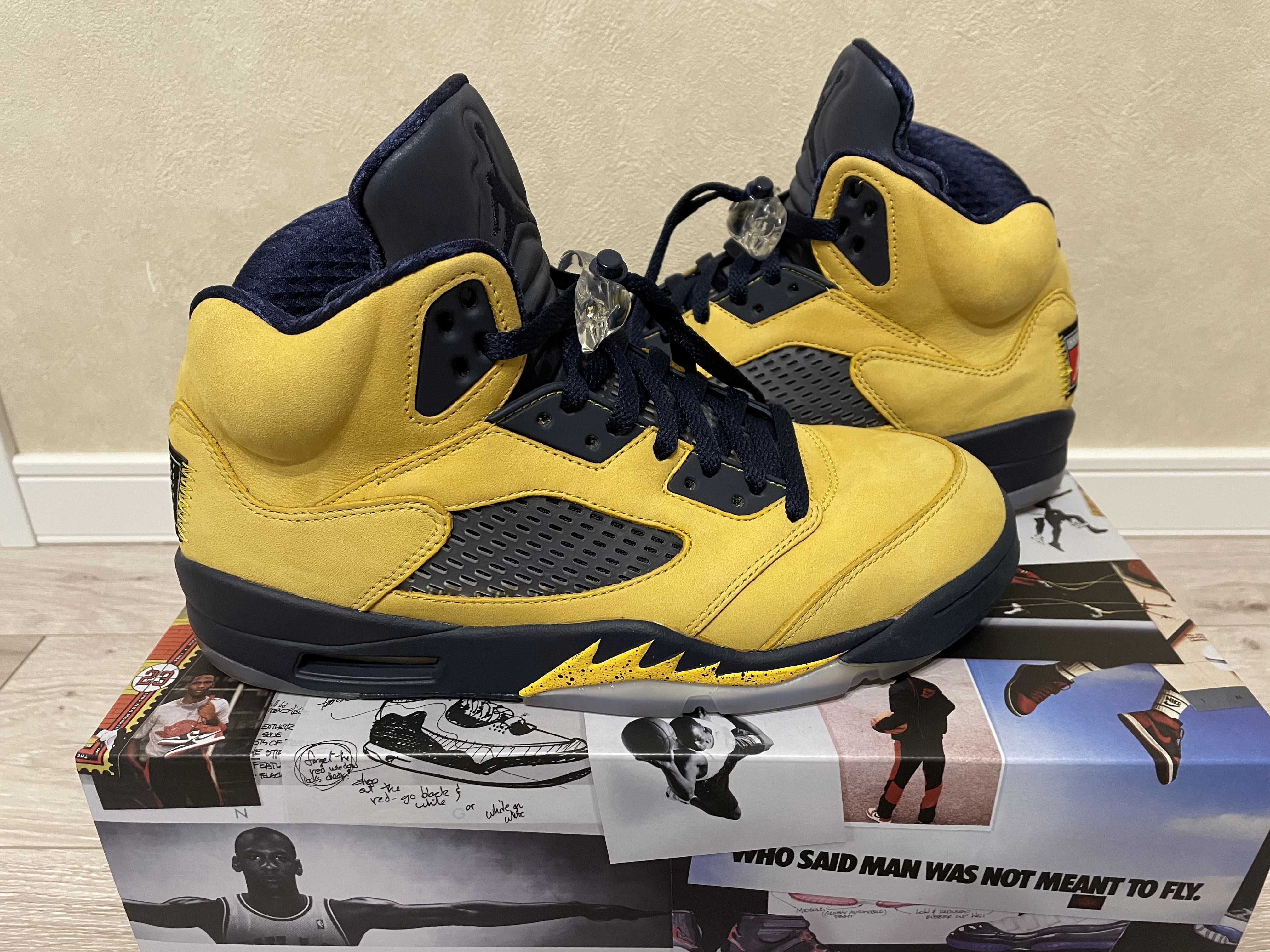 NIKE AIR JORDAN 5 "MICHIGAN"