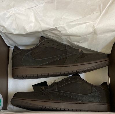 Travis Scott × Nike Air Jordan 1 Low OG SP "Velvet Brown and Dark Mocha"
