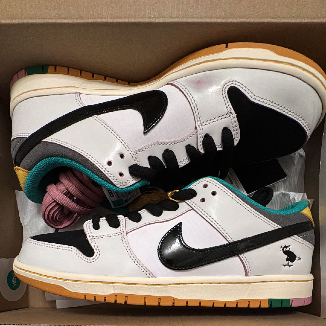 CSEF × Nike SB Dunk Low Pro QS "White and Black"