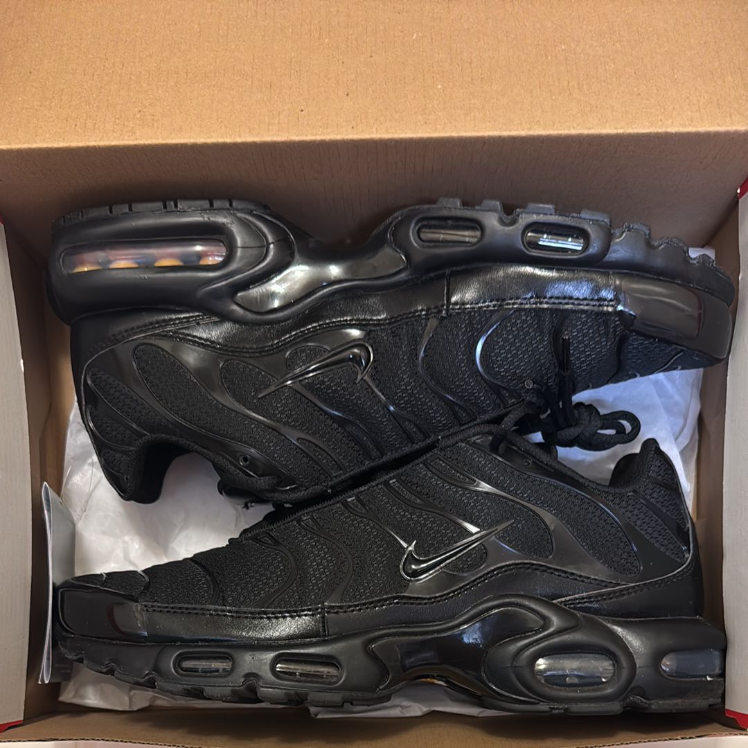 Nike Air Max Plus "Triple Black"