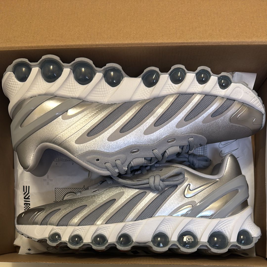 Nike Women's Air Max DN8 "Wolf Grey/Off White/Off White/Metallic Silver"