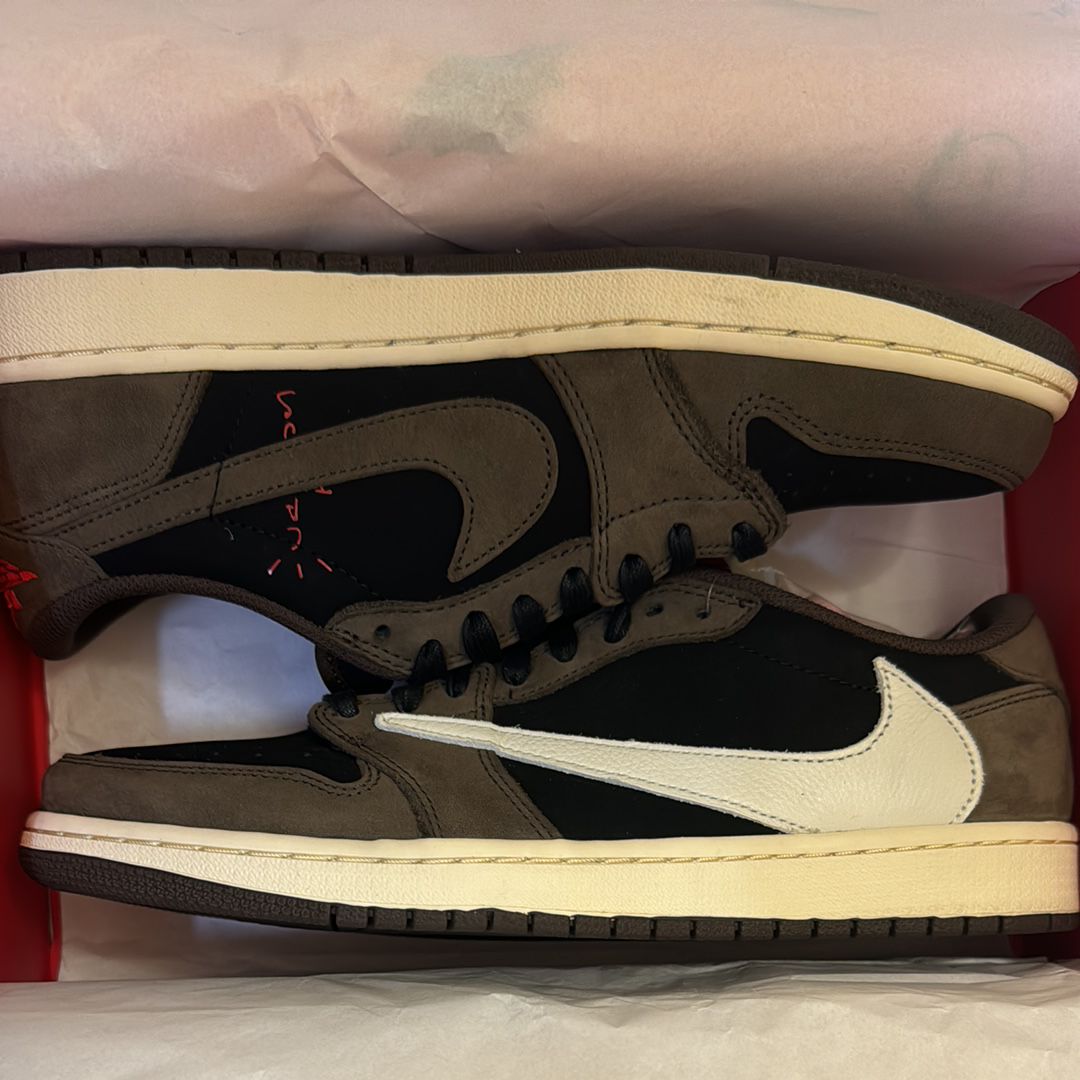 Travis Scott × Nike Air Jordan 1 Low OG SP-T  "Black/Dark Mocha"