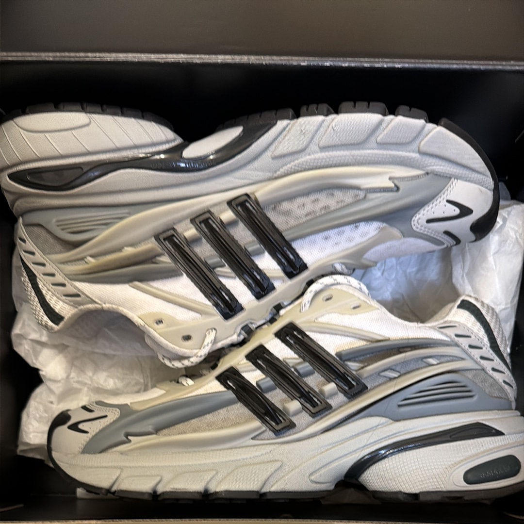 Pharrell Williams × adidas Adistar Jellyfish "MGH Solid Grey"