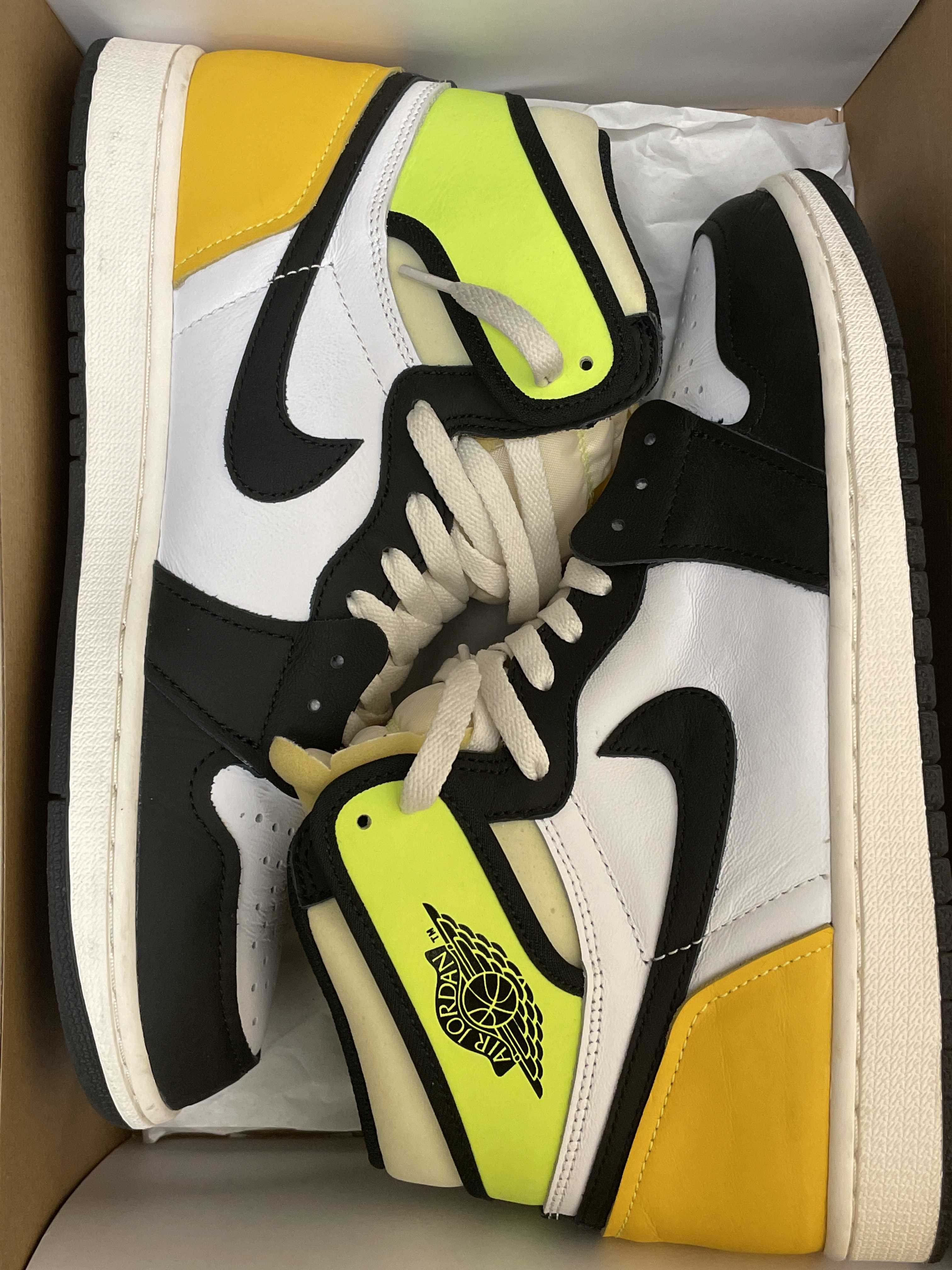 Nike Air Jordan 1 High OG "Volt Gold"