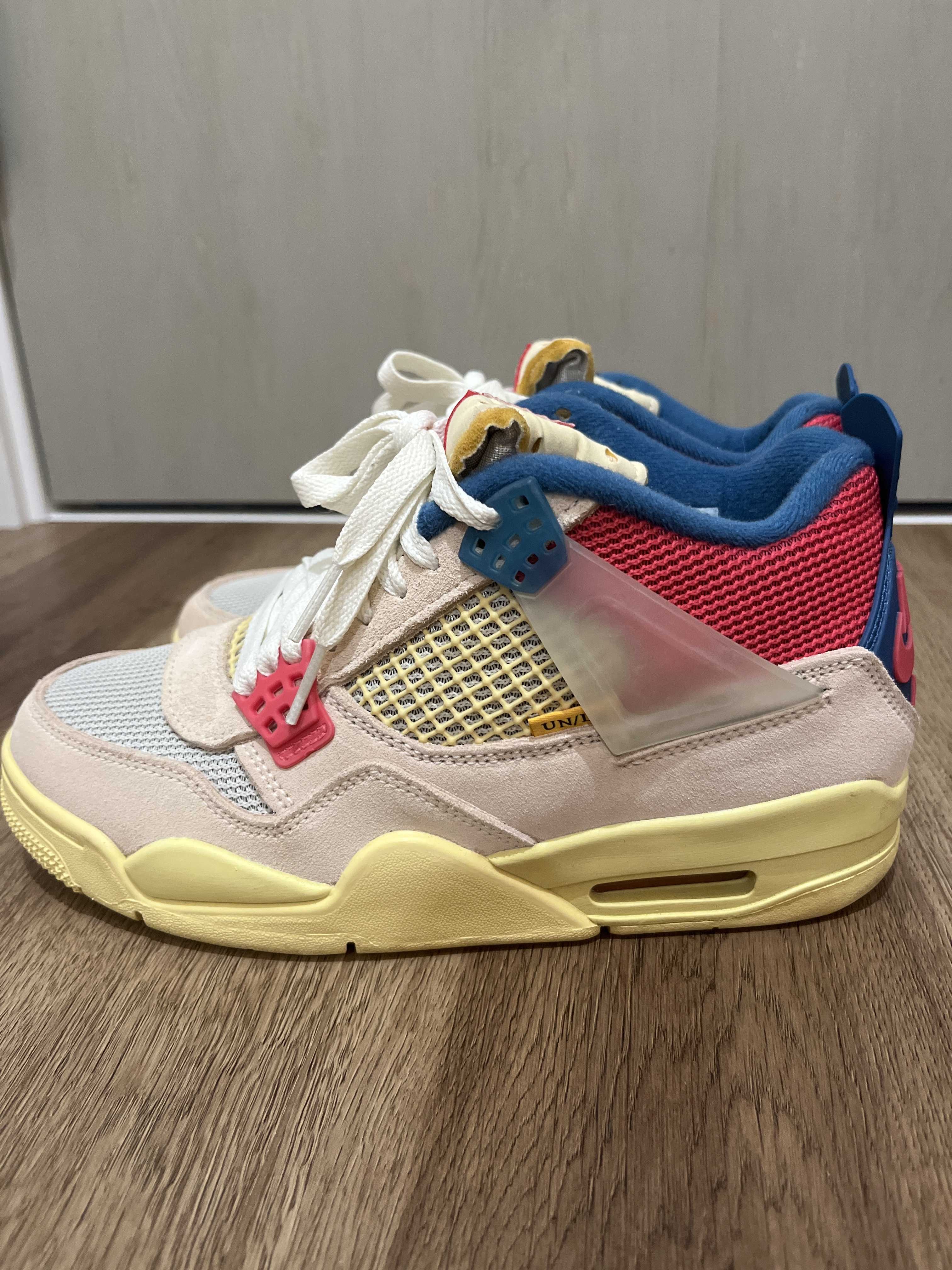 UNION × Nike Air Jordan 4 SP "Guava Ice/Light Fusion Red"