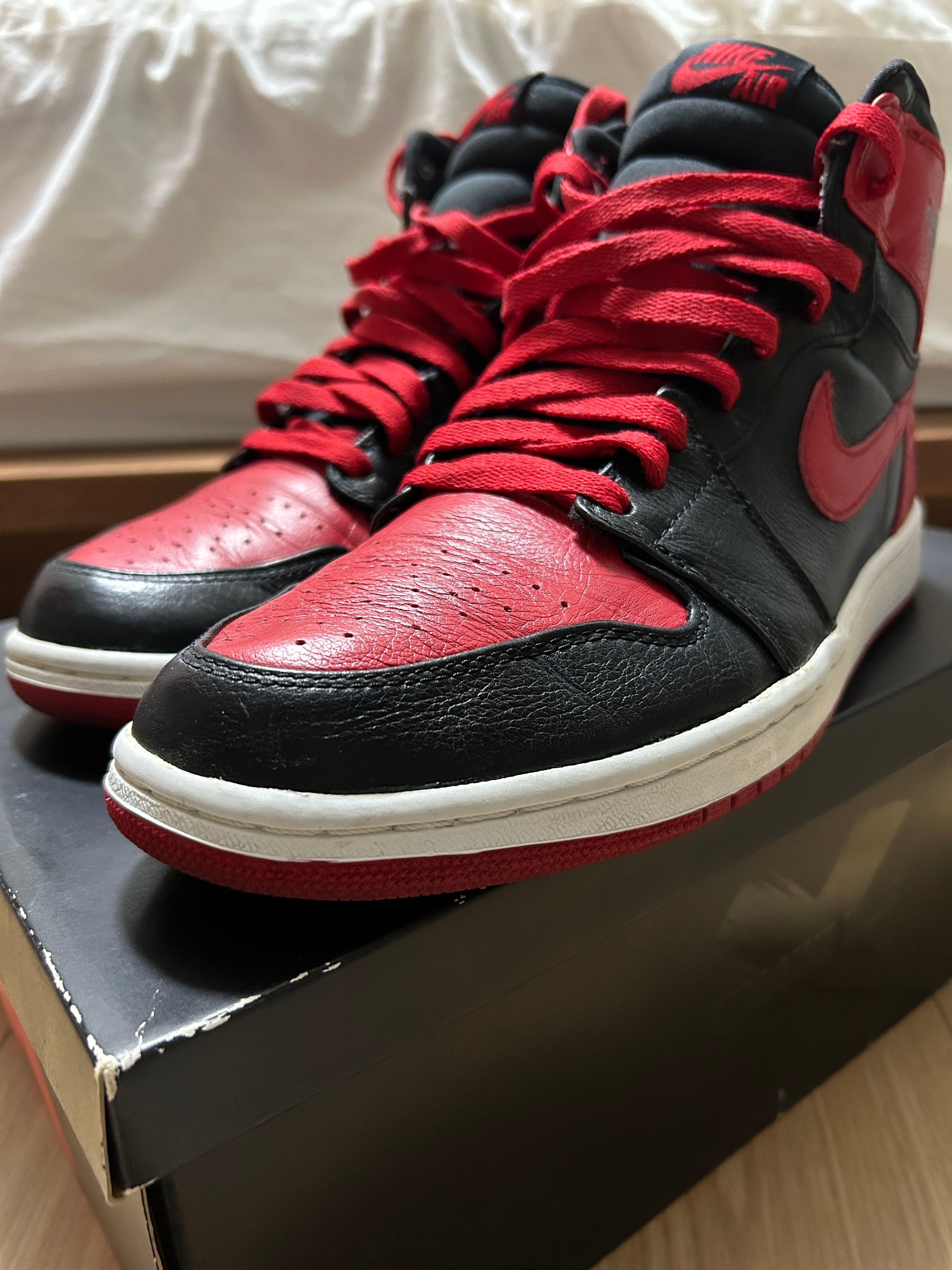 Nike Air Jordan 1 Retro High "Banned" (2011)