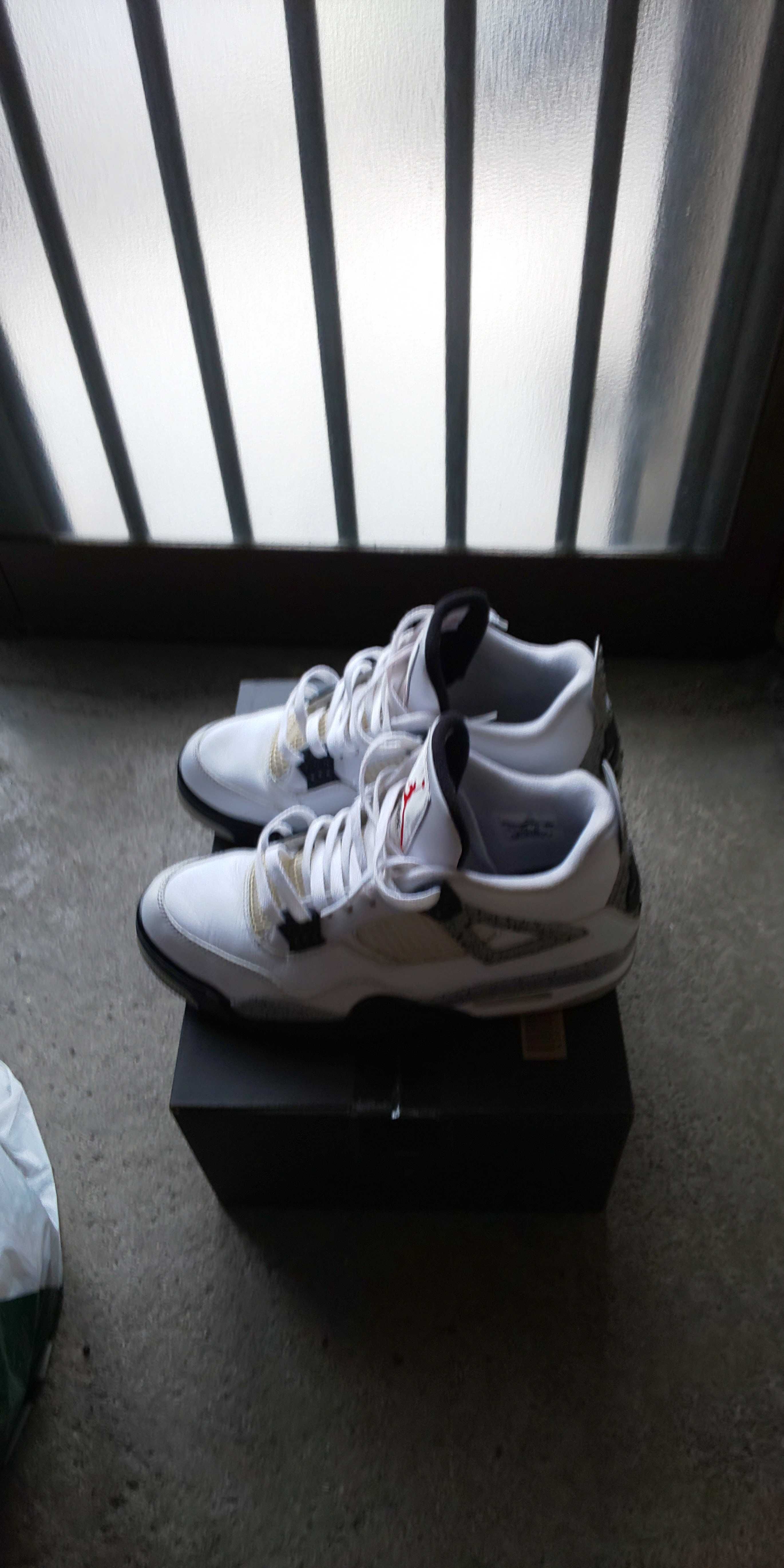 Nike Air Jordan 4 Retro "White Cement" (2016)