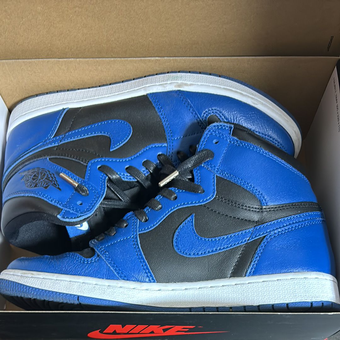 Nike Air Jordan 1 Retro High OG "Dark Marina Blue"