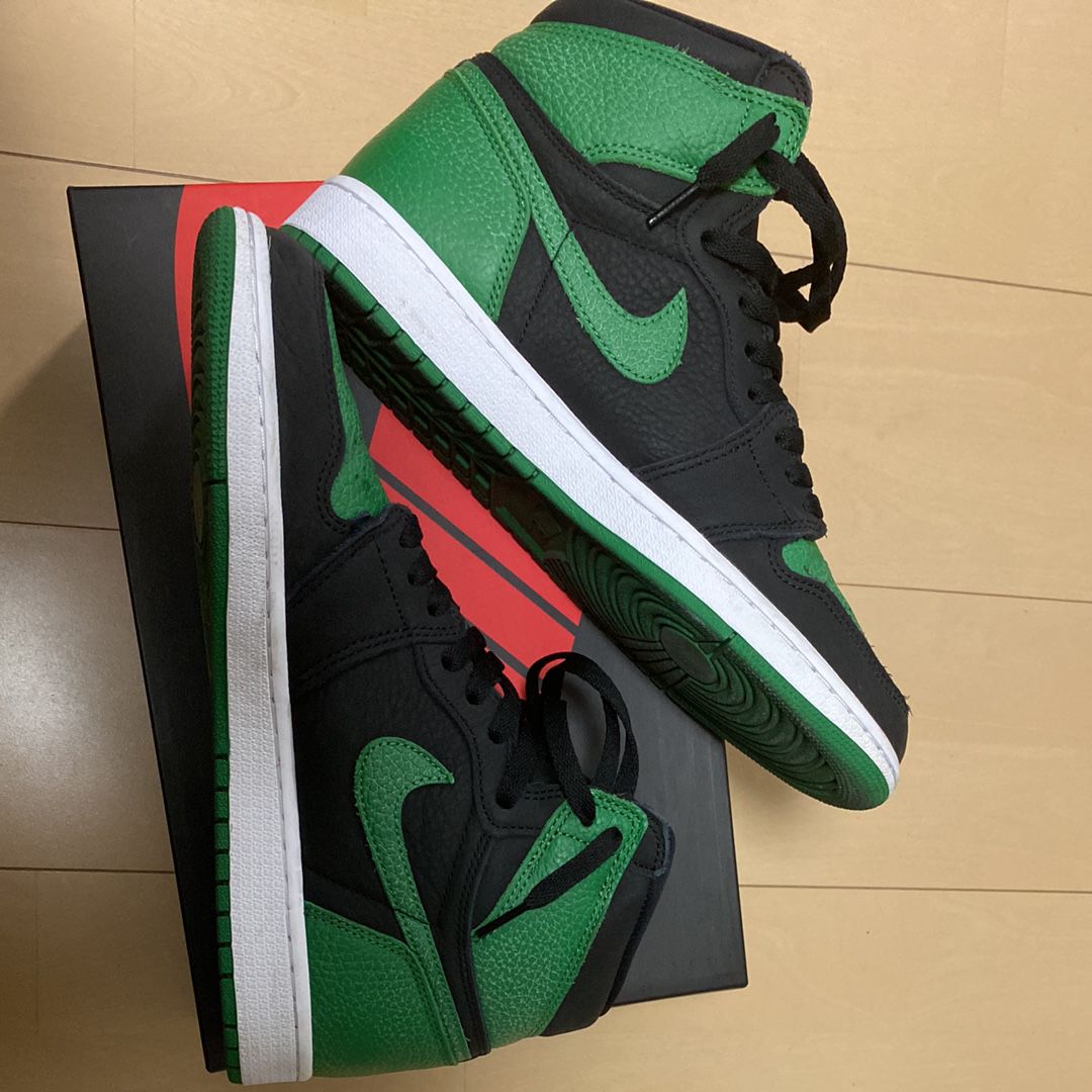 Nike Air Jordan 1 Retro High OG "Black/Pine Green" (2020)