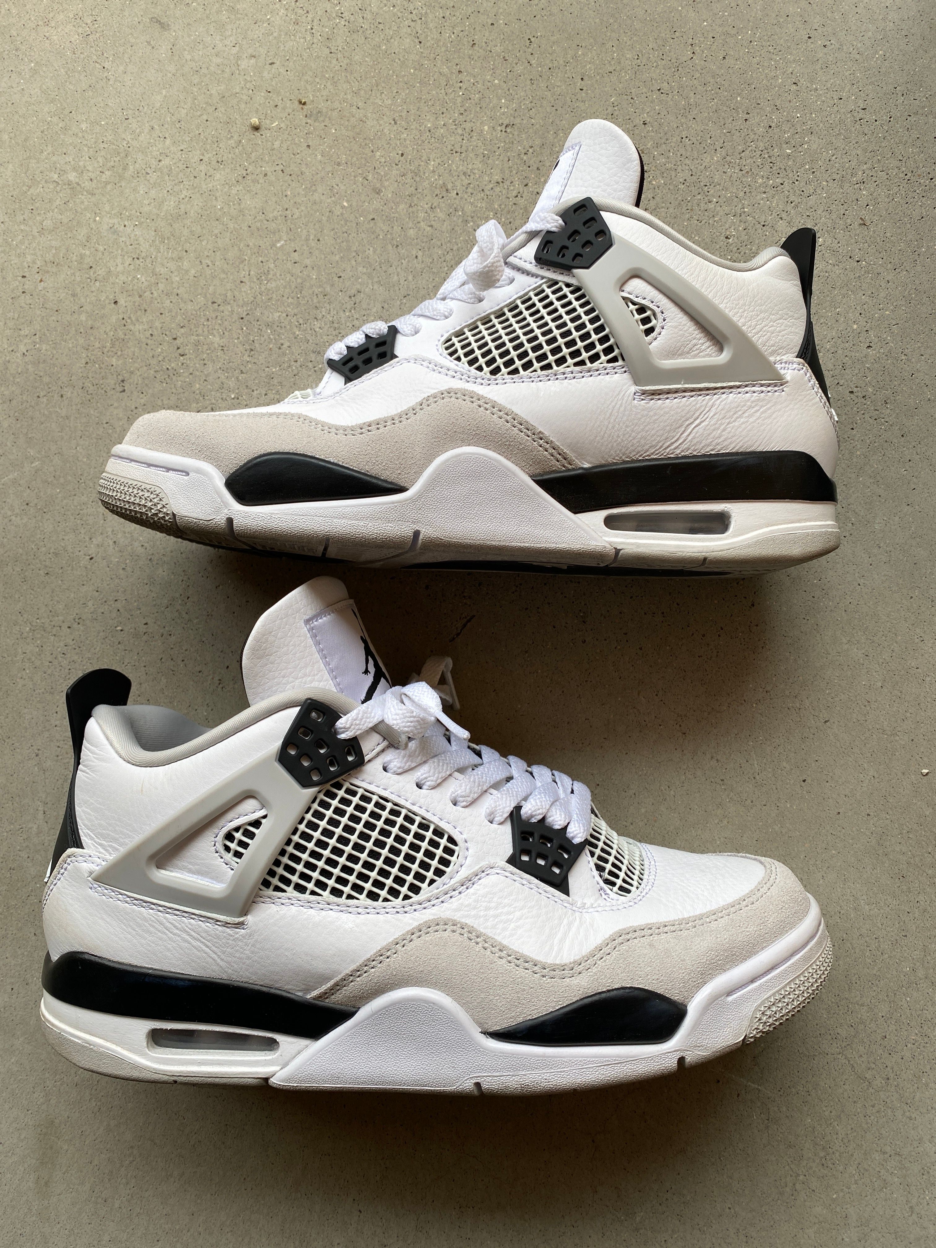 Nike Air Jordan 4 "Military Black"