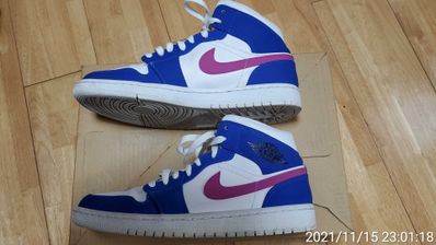 Nike Air Jordan 1 Mid "Hyper Royal/Hyper Violet/White"