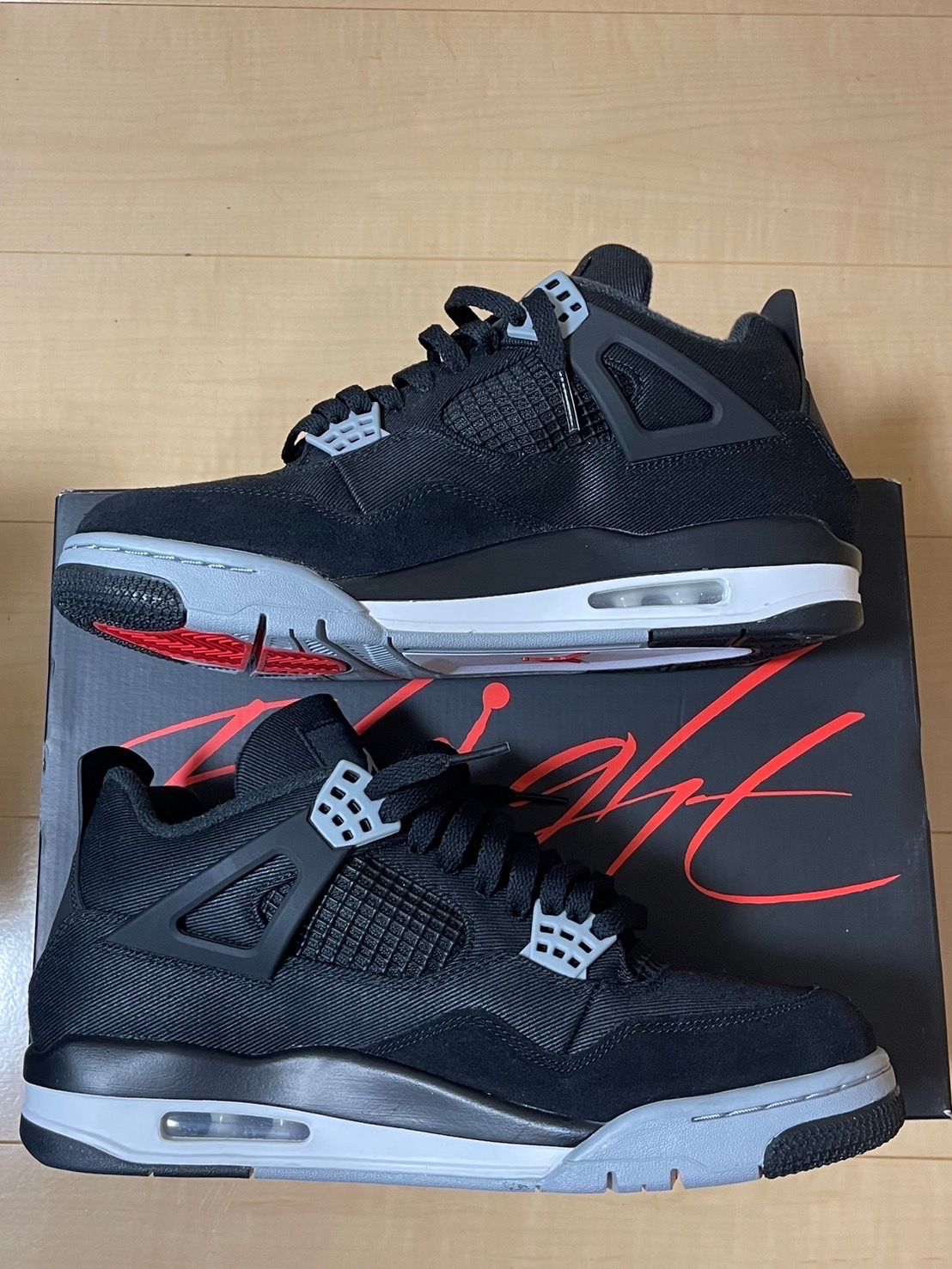 Nike Air Jordan 4 SE "Black and Light Steel"