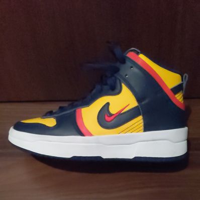 NIKE Women's DUNK HIGH REBEL "VARSITY MAIZE"
