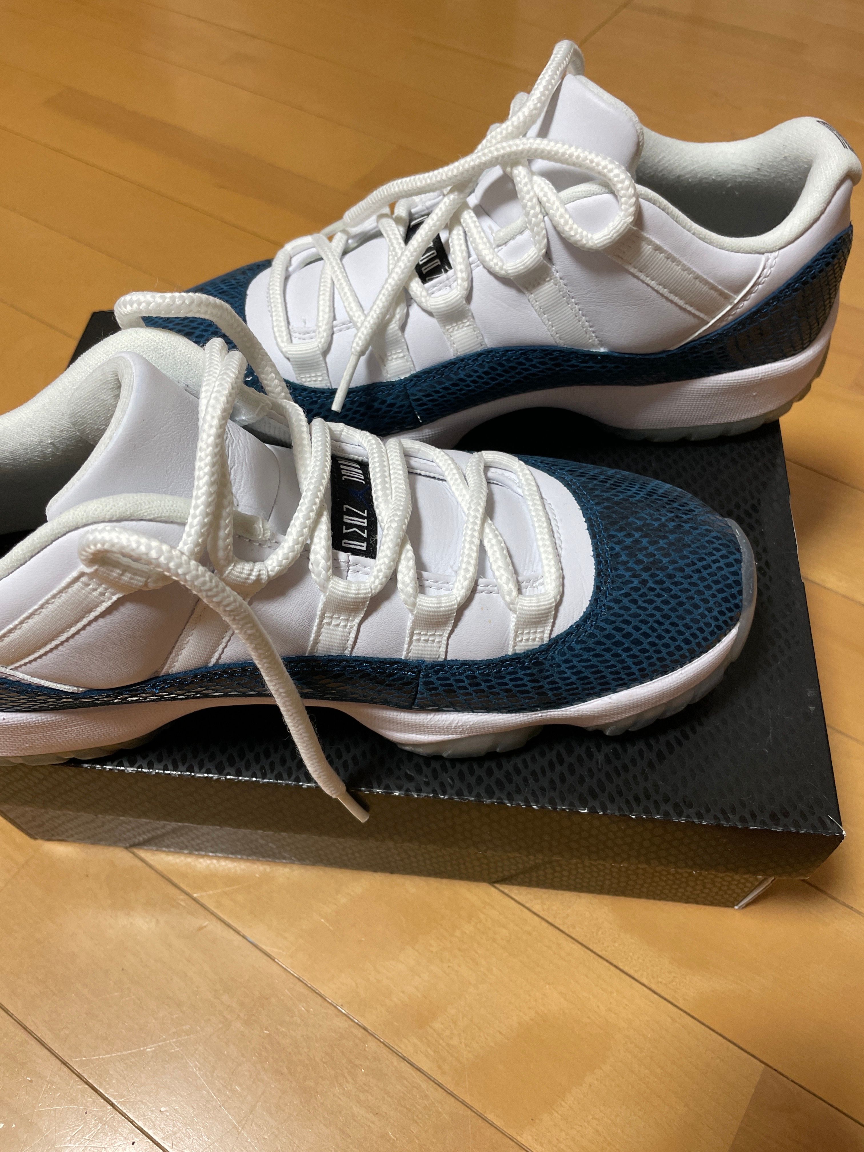 AIR JORDAN 11 LOW "SNAKESKIN"