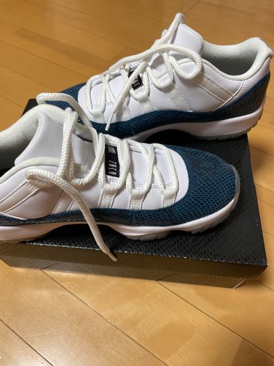 AIR JORDAN 11 LOW "SNAKESKIN"
