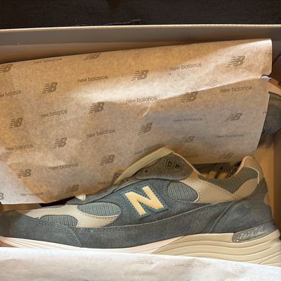 KITH × New Balance 992 "Aegean Blue/Shadow Gray"